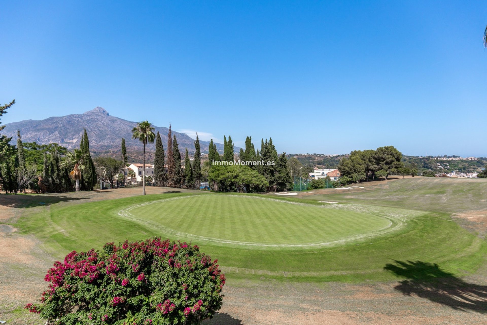 Resale - Townhouse - Marbella - Nueva Andalucía