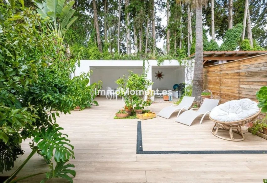 Resale - Townhouse - Marbella - Nueva Andalucía