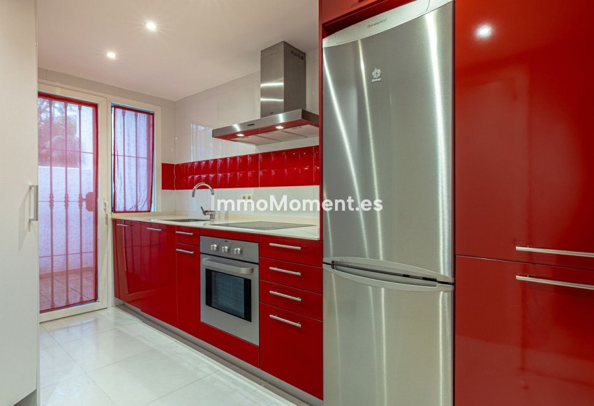 Resale - Townhouse - Marbella - Nueva Andalucía