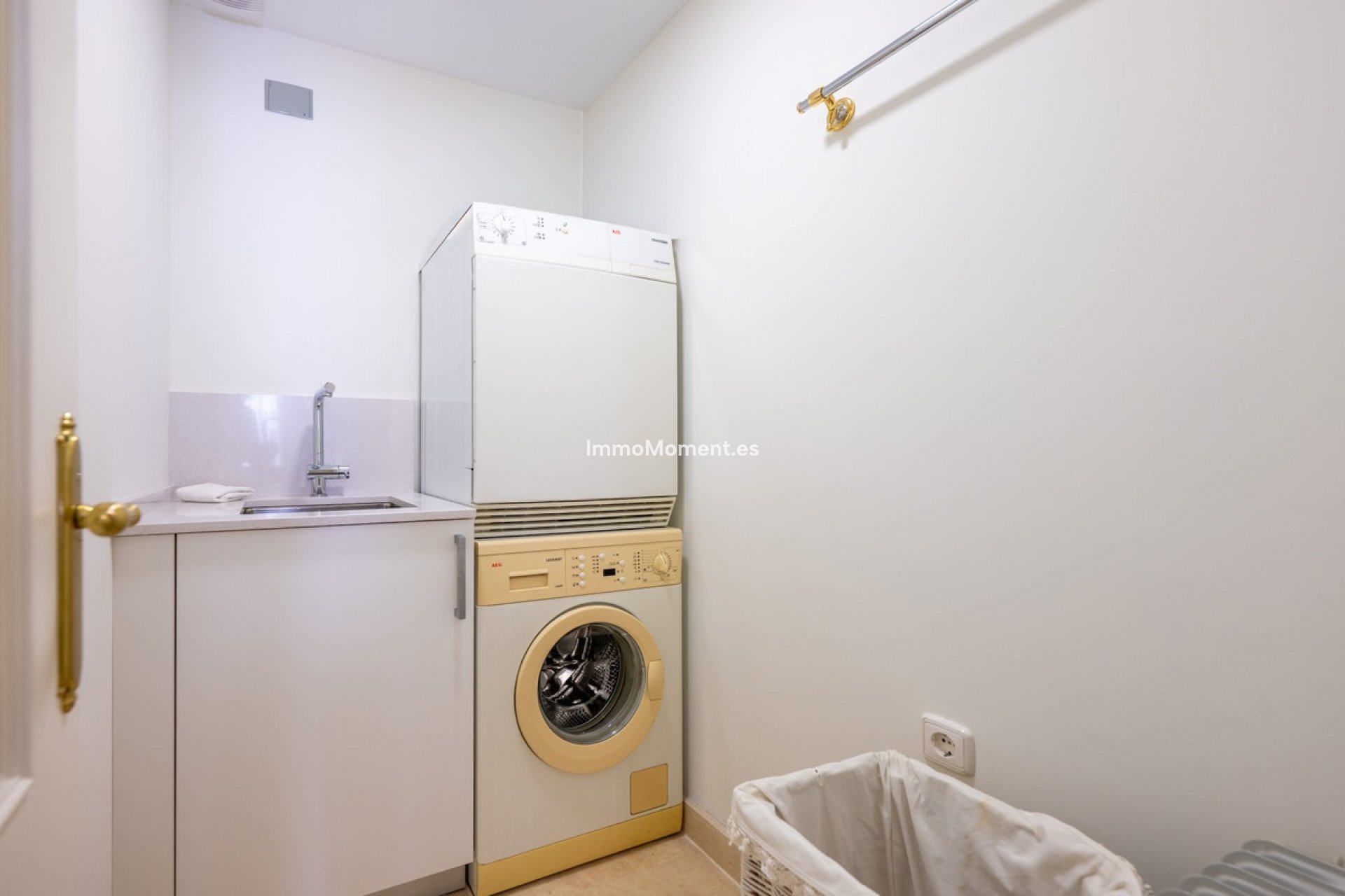 Resale - Townhouse - Marbella - Nueva Andalucía