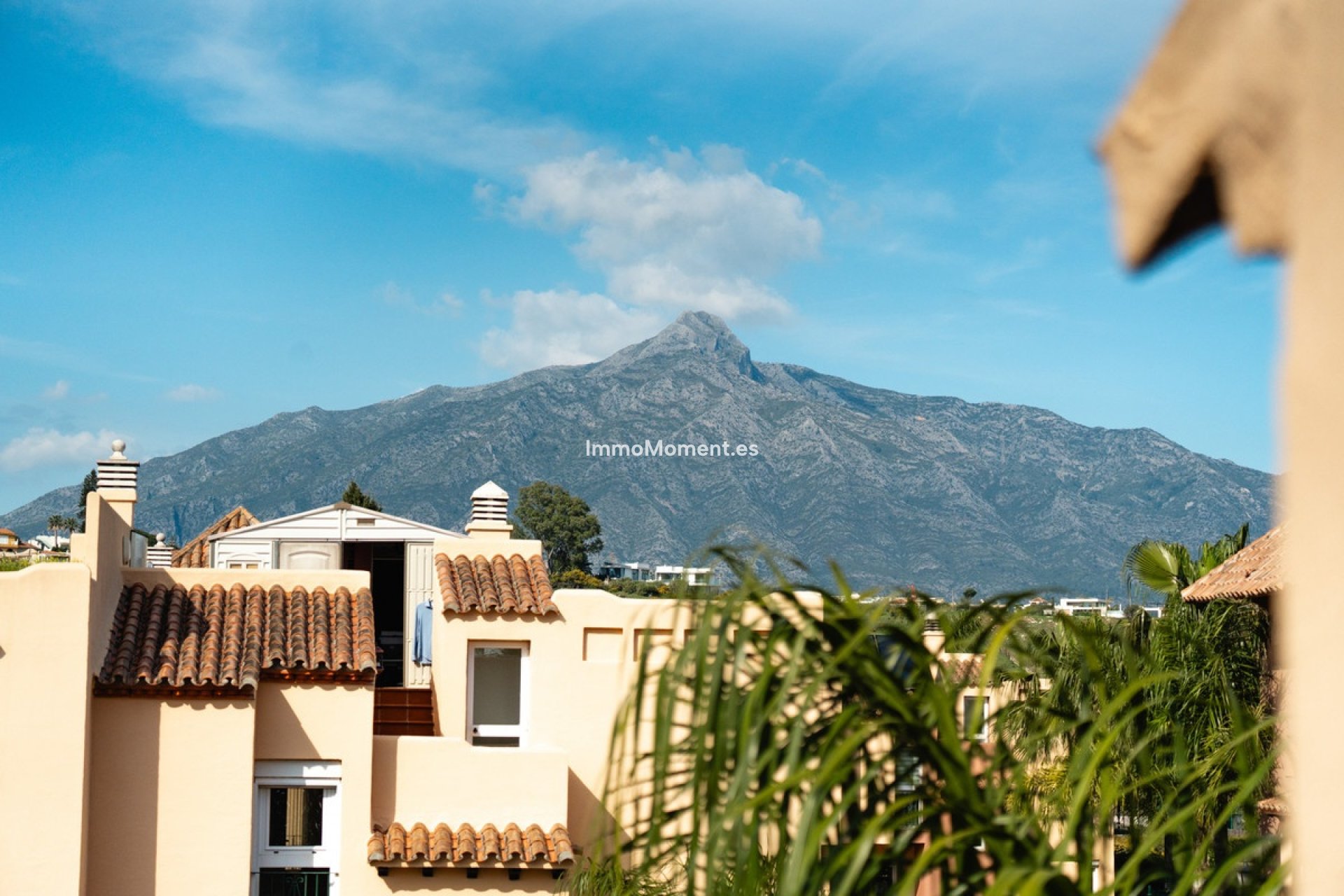 Resale - Townhouse - Marbella - Nueva Andalucía