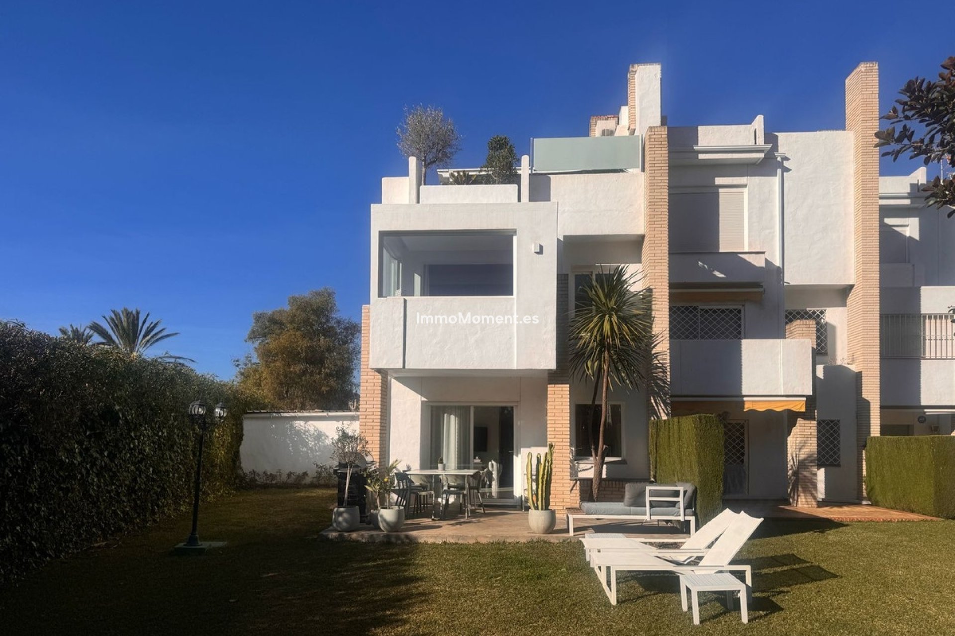 Resale - Townhouse - Marbella - Nueva Andalucía