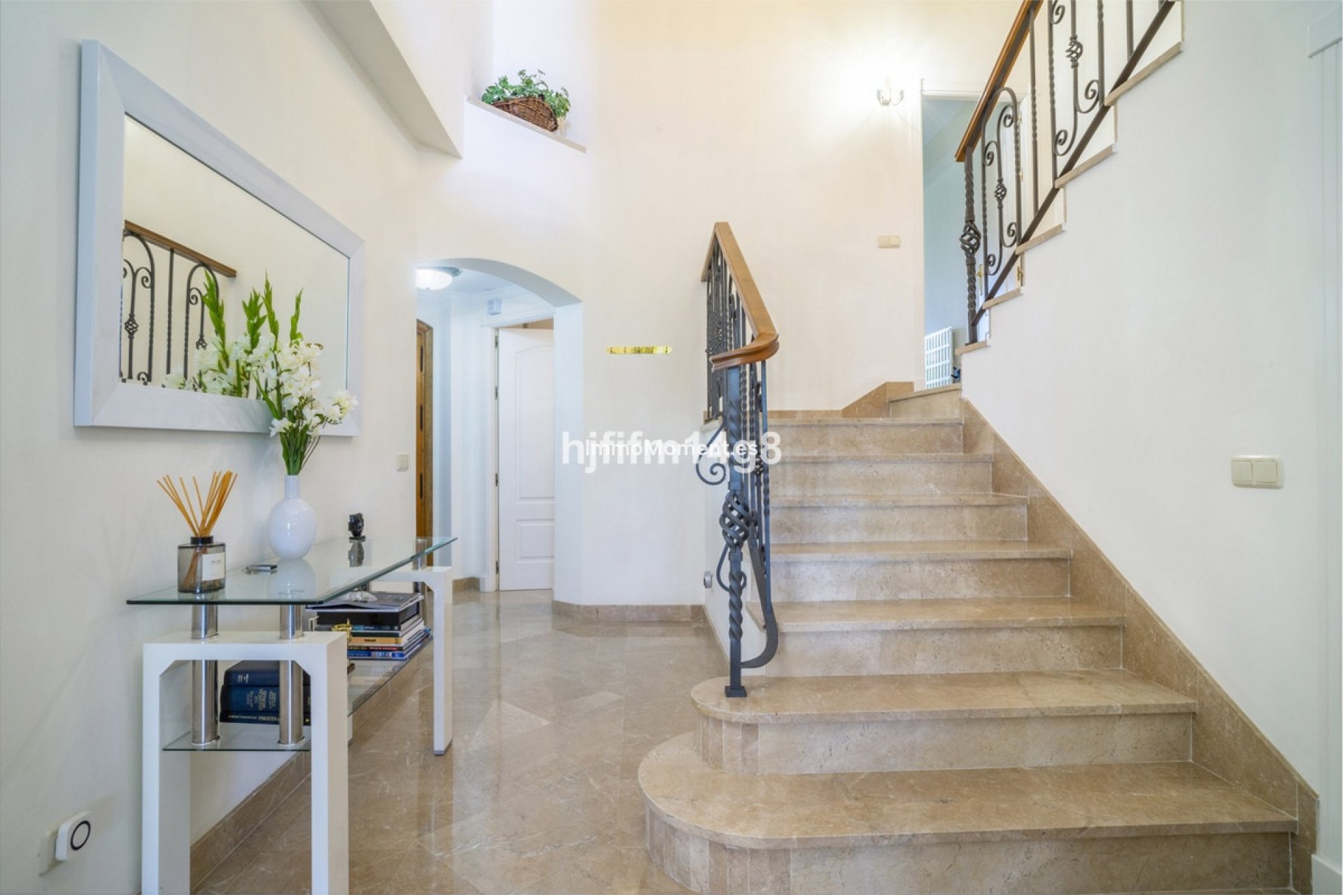 Resale - Townhouse - Marbella - Nueva Andalucía