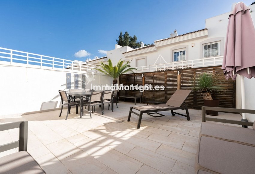 Resale - Townhouse - Marbella - Nueva Andalucía