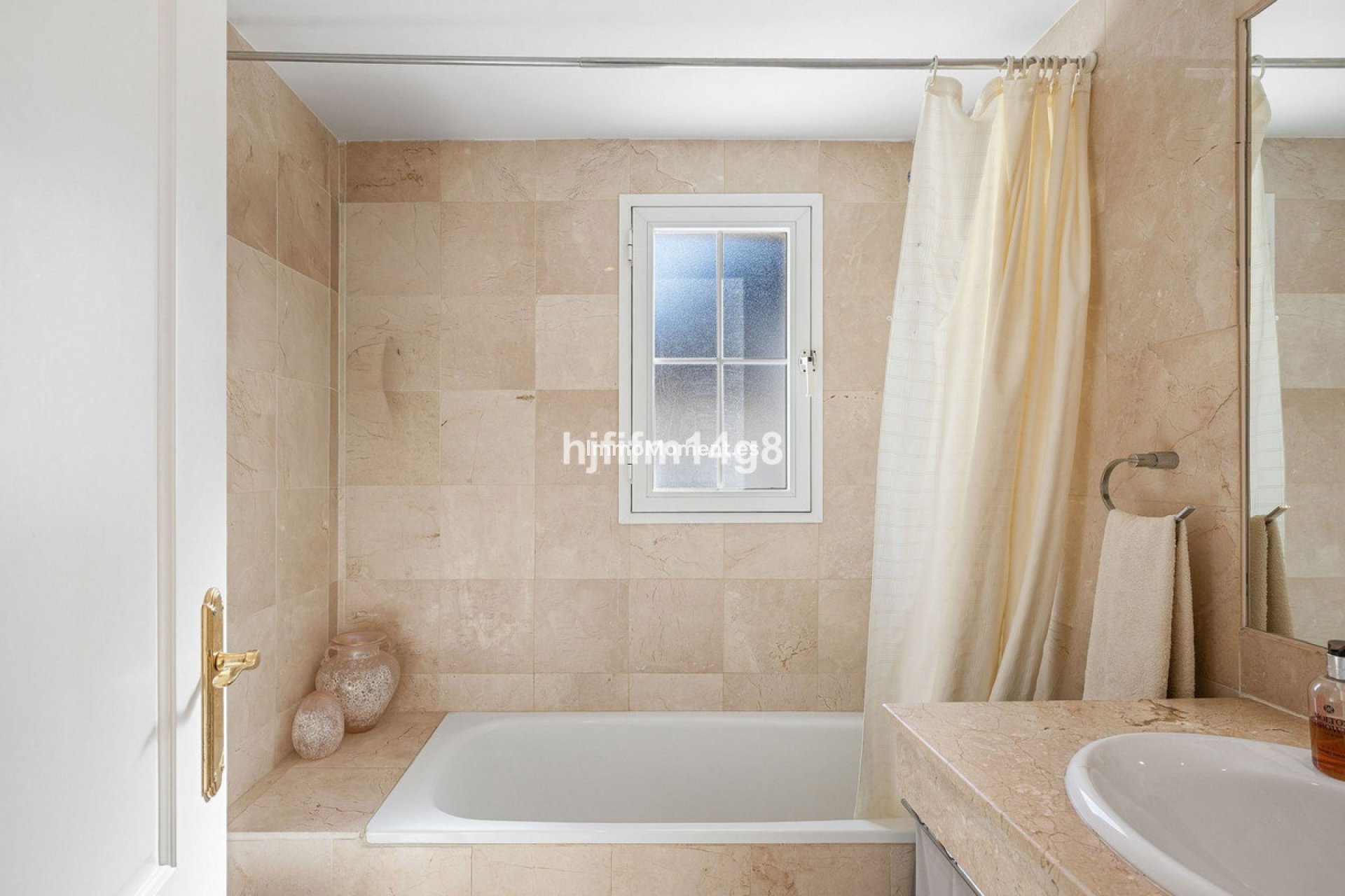 Resale - Townhouse - Marbella - Nueva Andalucía