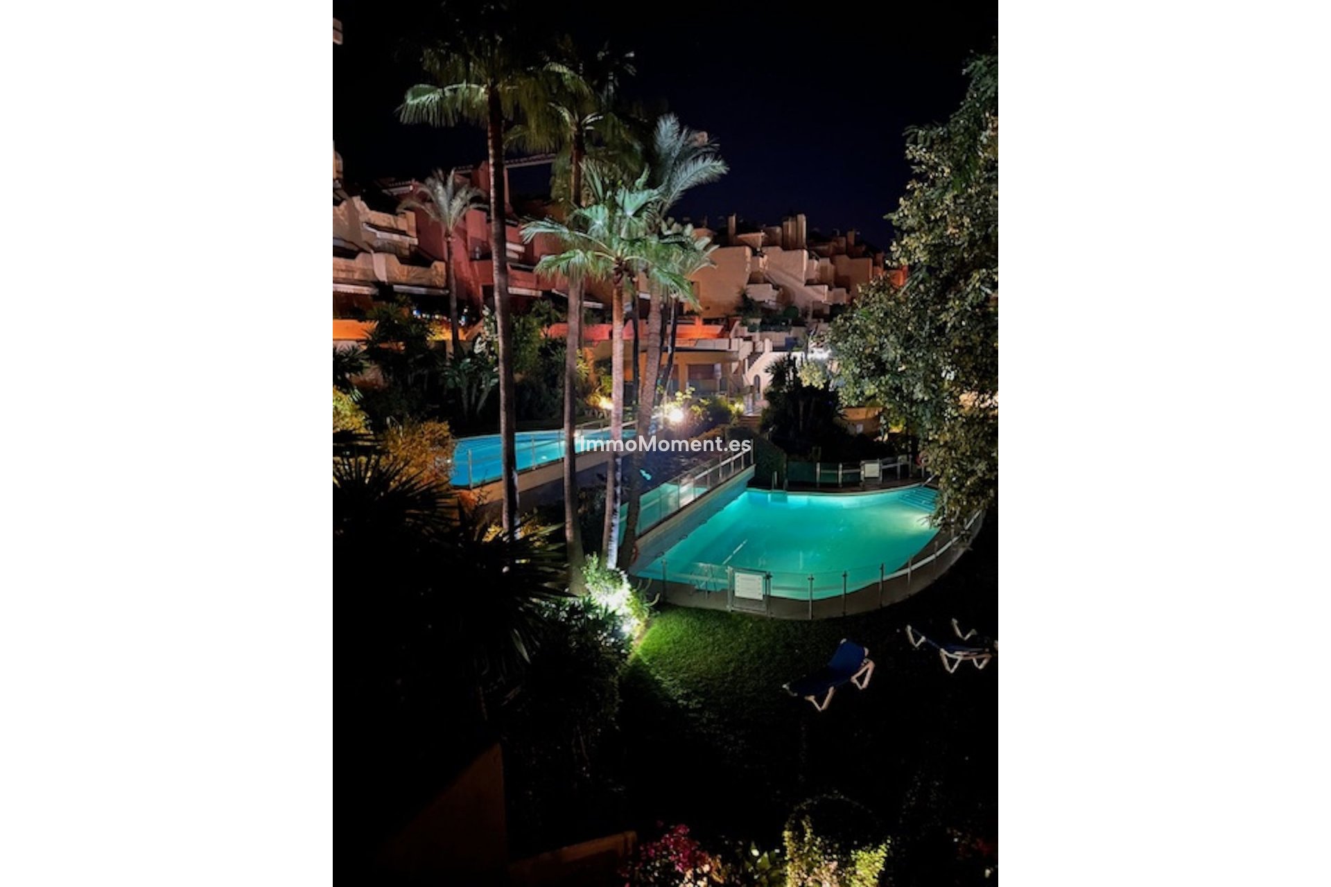 Resale - Townhouse - Marbella - Nueva Andalucía