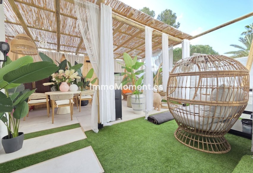 Resale - Townhouse - Marbella - Nueva Andalucía