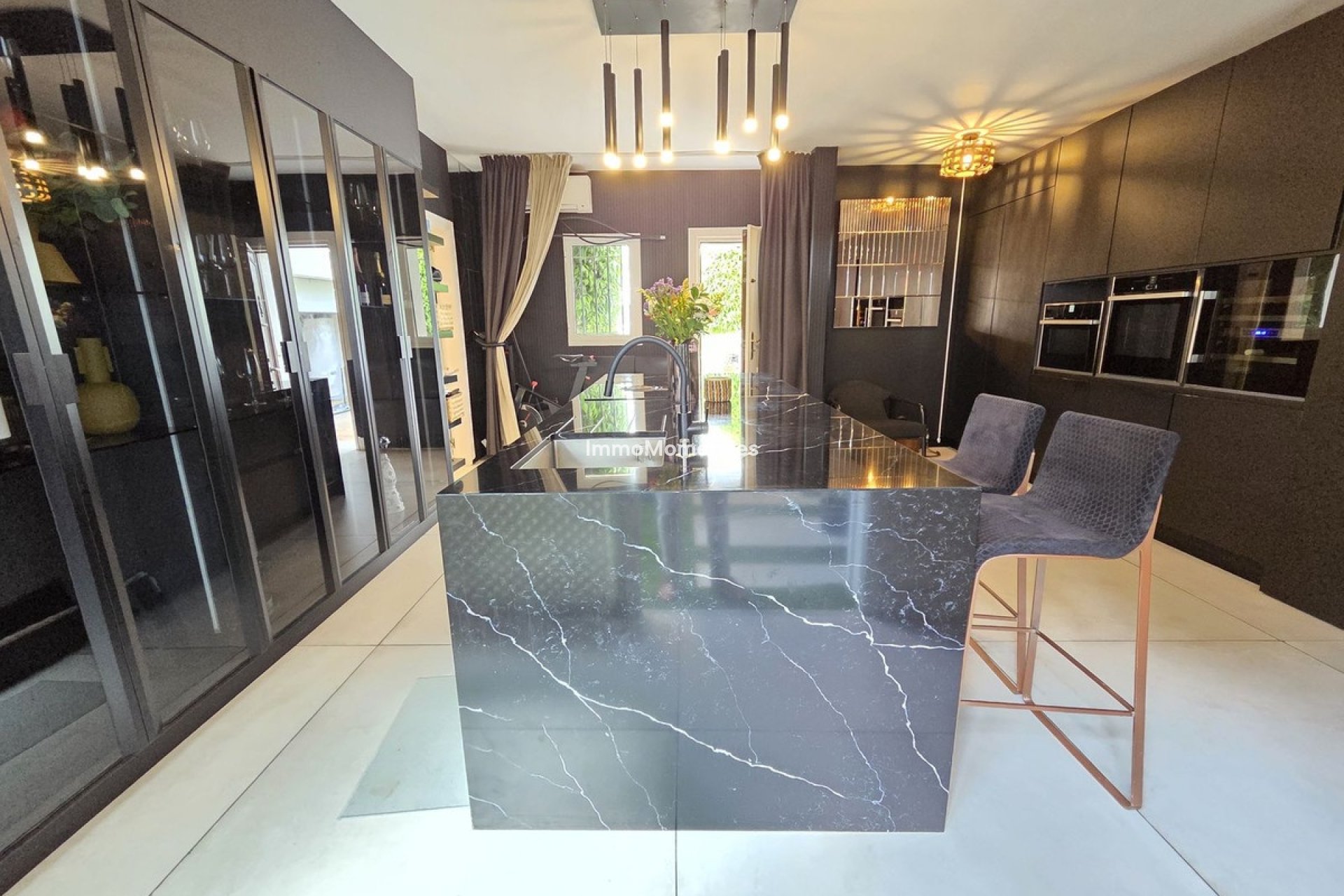 Resale - Townhouse - Marbella - Nueva Andalucía