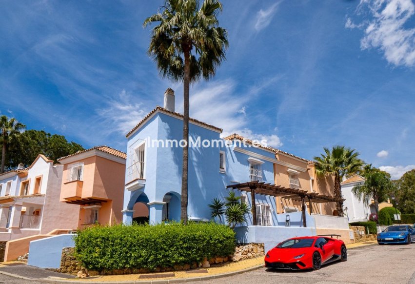 Resale - Townhouse - Marbella - Nueva Andalucía