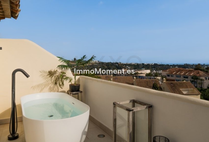 Resale - Townhouse - Marbella - Nueva Andalucía