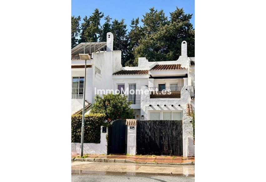 Resale - Townhouse - Marbella - Nueva Andalucía
