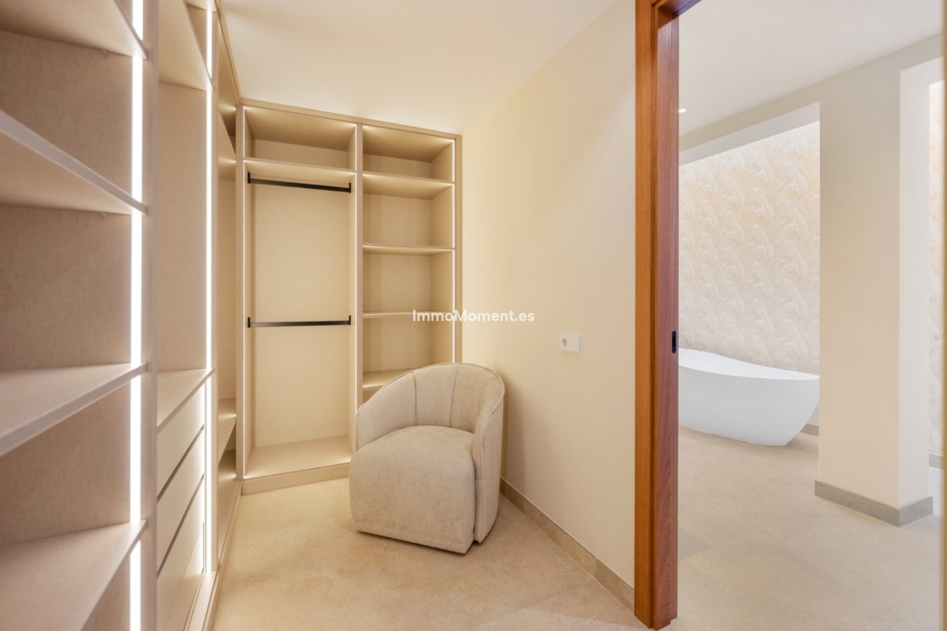 Resale - Townhouse - Marbella - Nueva Andalucía