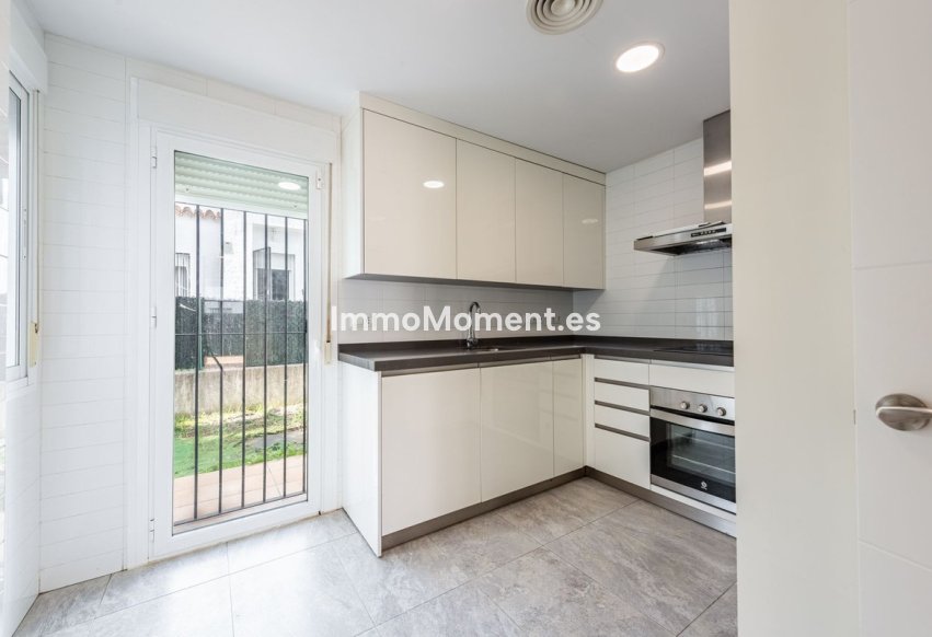 Resale - Townhouse - Marbella - Nueva Andalucía