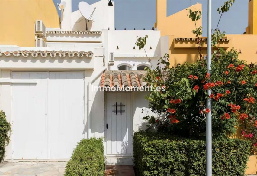 Resale - Townhouse - Marbella - Nueva Andalucía