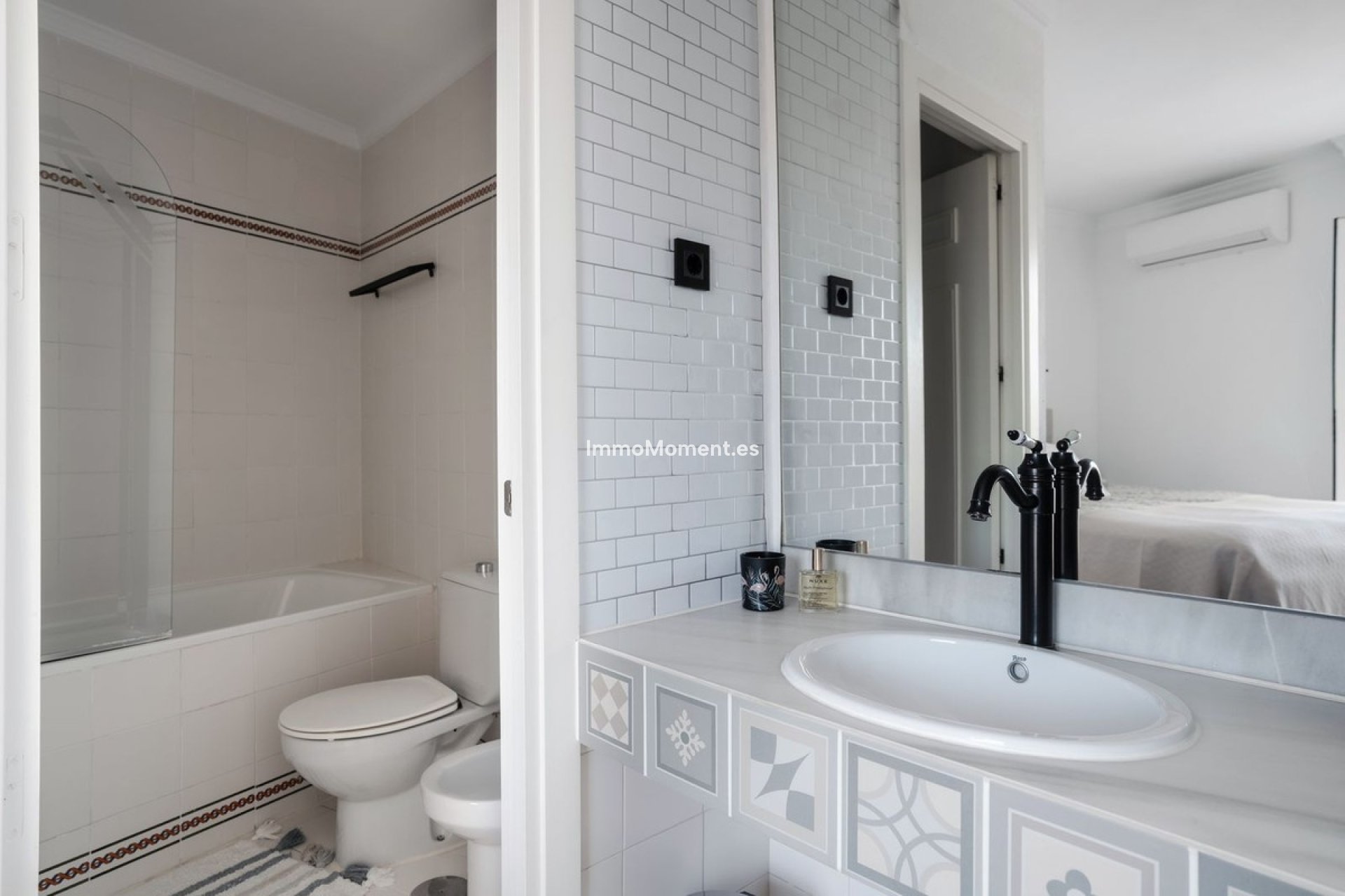 Resale - Townhouse - Marbella - Nueva Andalucía
