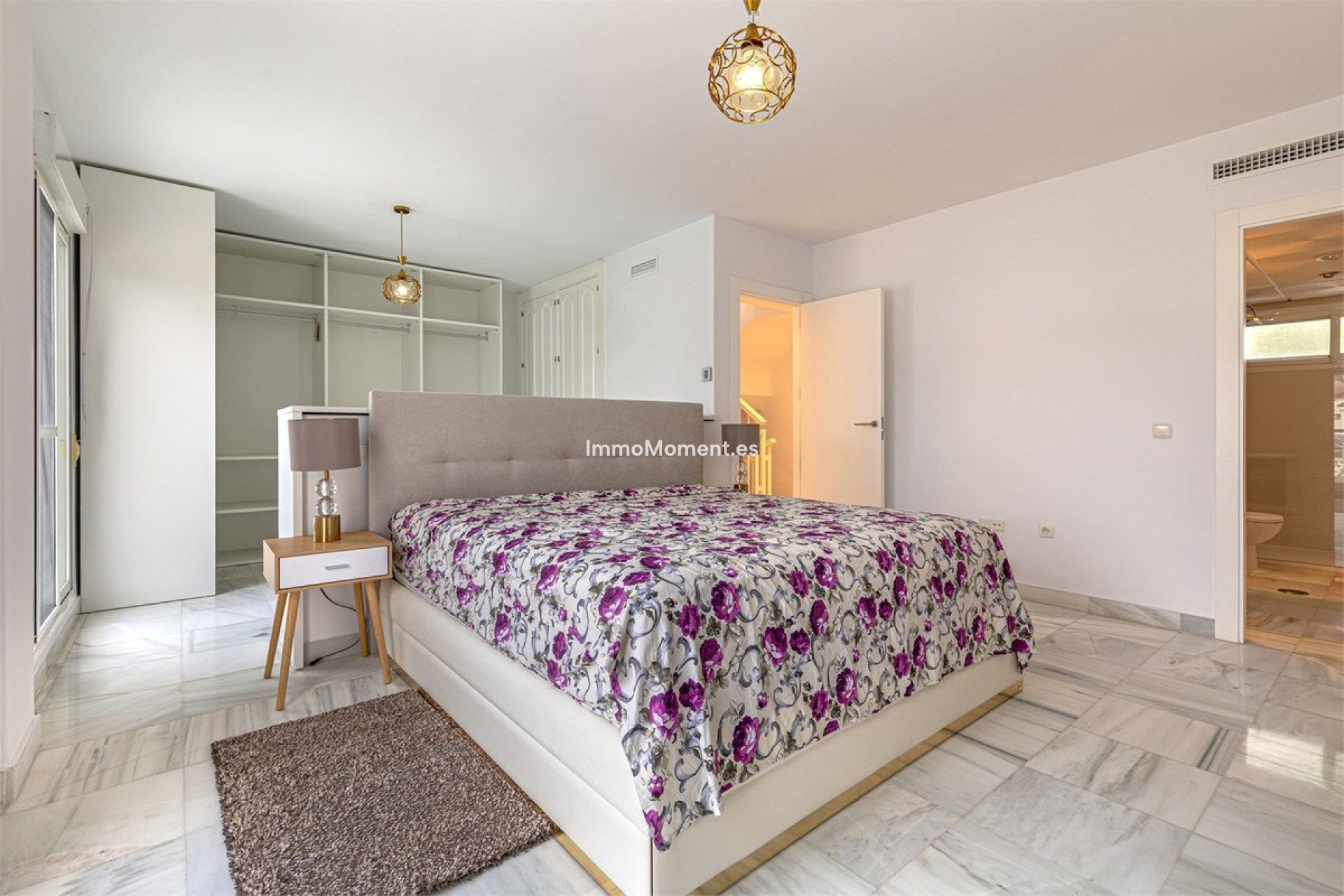 Resale - Townhouse - Marbella - Nueva Andalucía