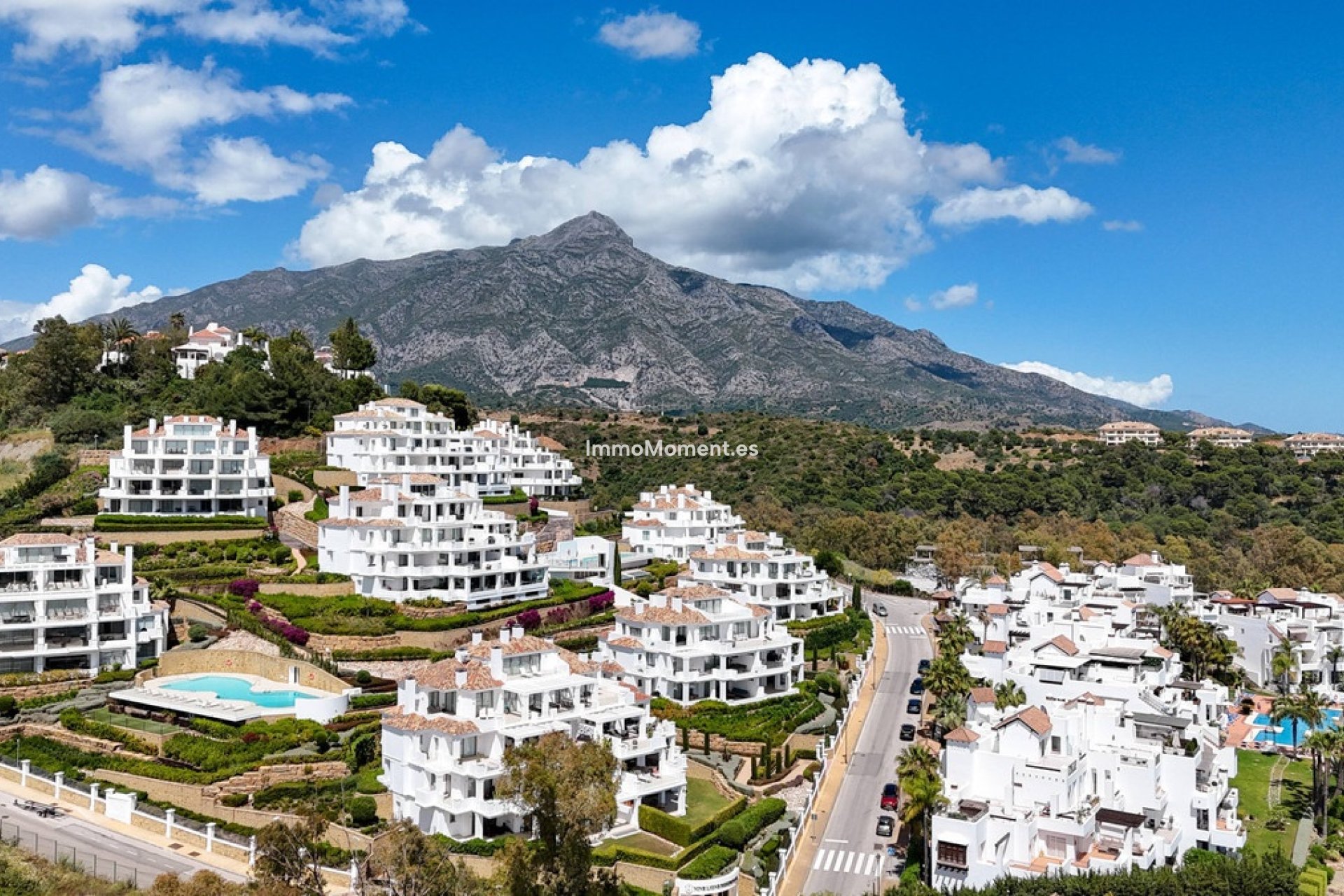 Resale - Townhouse - Marbella - Nueva Andalucía