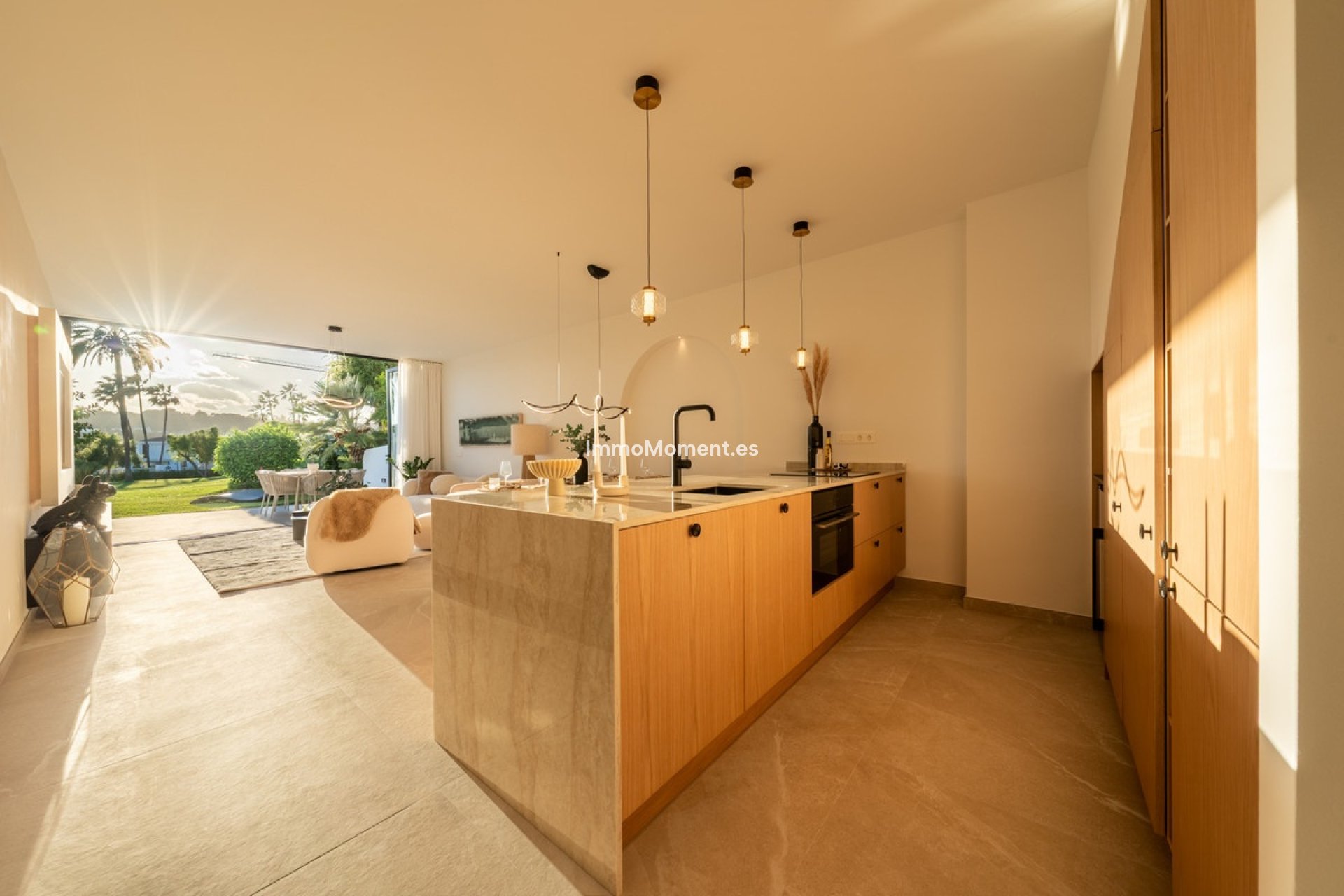 Resale - Townhouse - Marbella - Nueva Andalucía