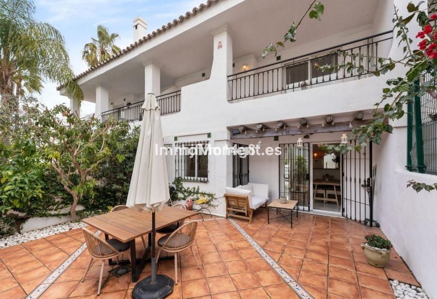 Resale - Townhouse - Marbella - Nueva Andalucía
