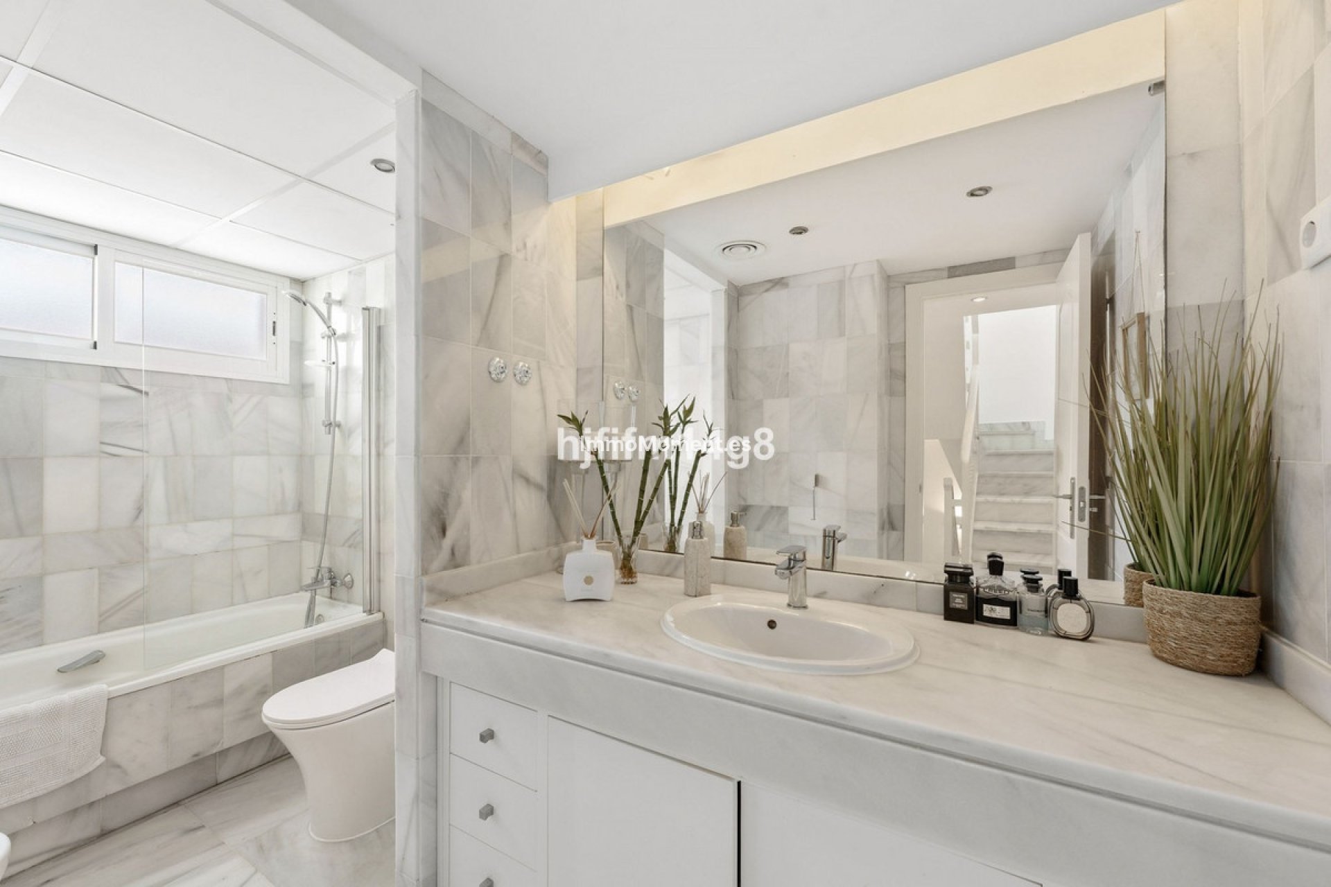 Resale - Townhouse - Marbella - Nueva Andalucía