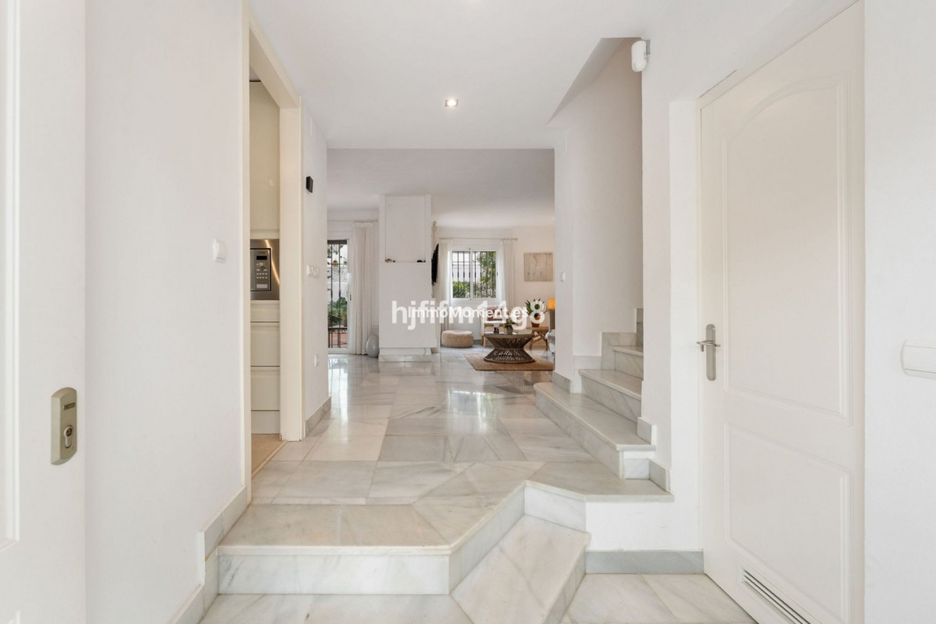 Resale - Townhouse - Marbella - Nueva Andalucía