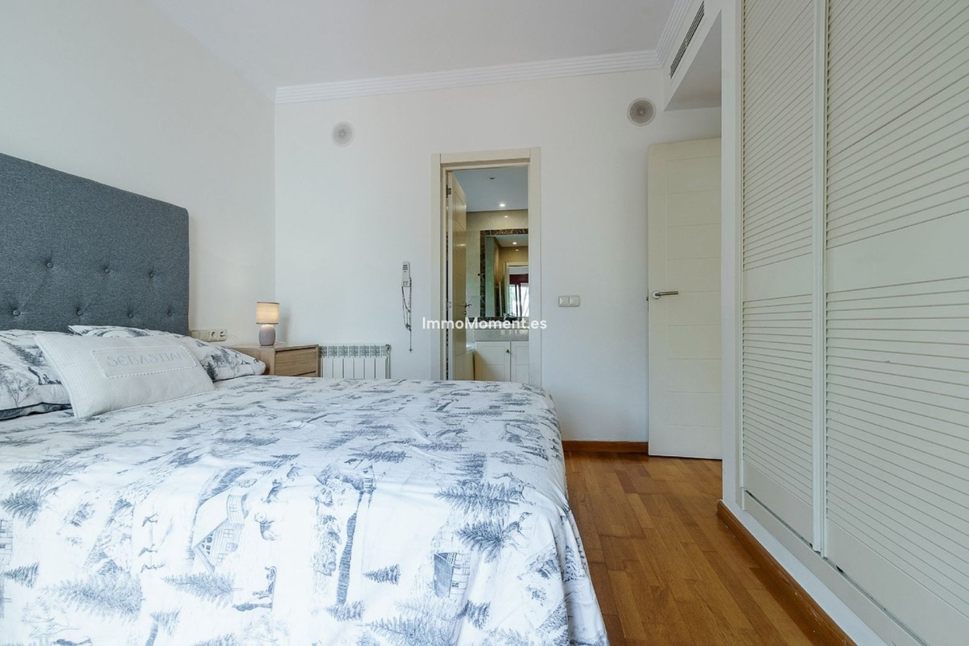 Resale - Townhouse - Marbella - Nueva Andalucía