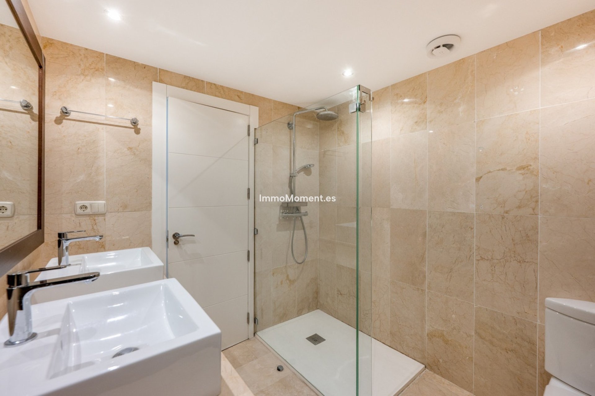 Resale - Townhouse - Marbella - Nueva Andalucía