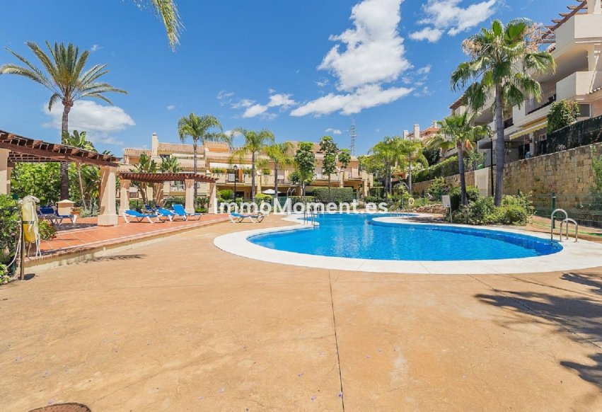 Resale - Townhouse - Marbella - Nueva Andalucía