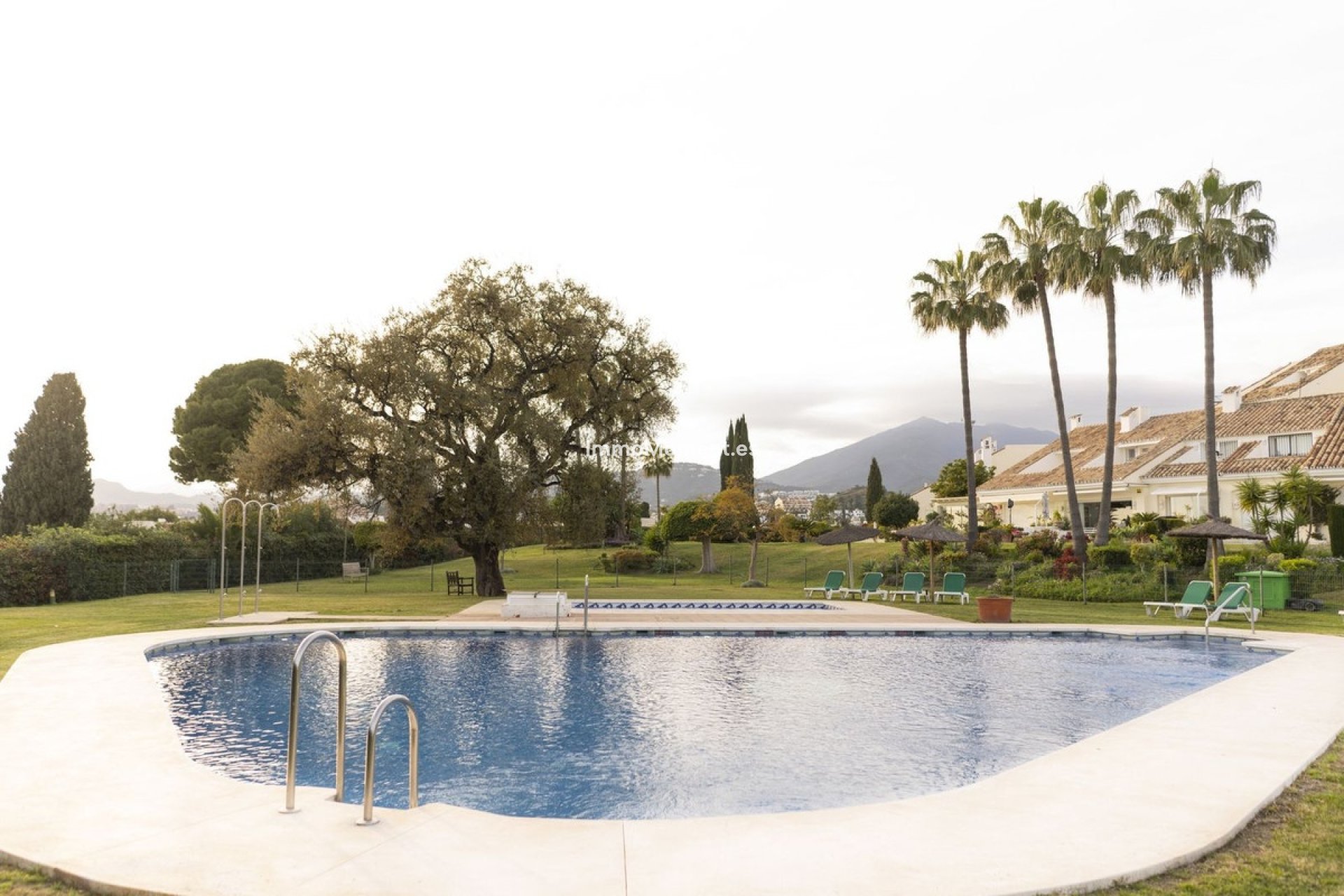 Resale - Townhouse - Marbella - Nueva Andalucía