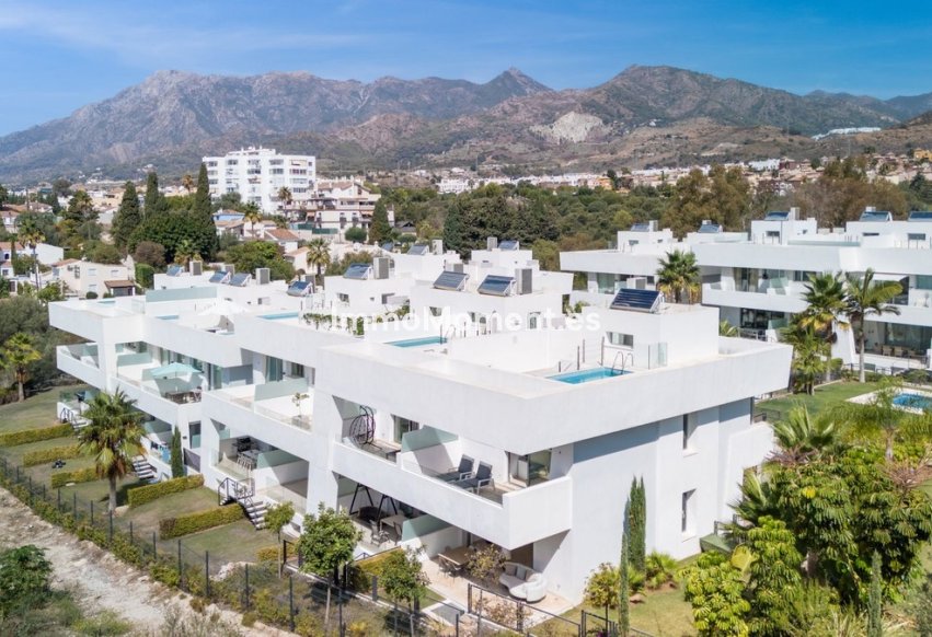 Resale - Townhouse - Marbella - Río Real