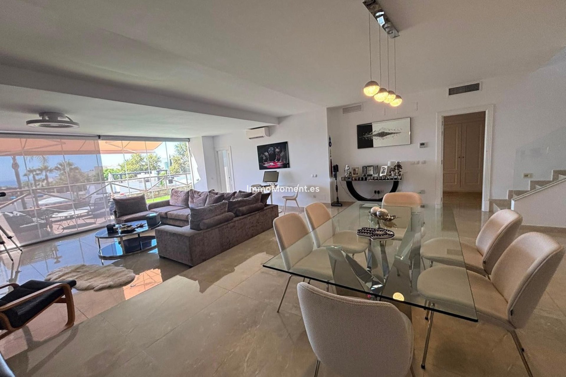Resale - Townhouse - Marbella - Santa Clara