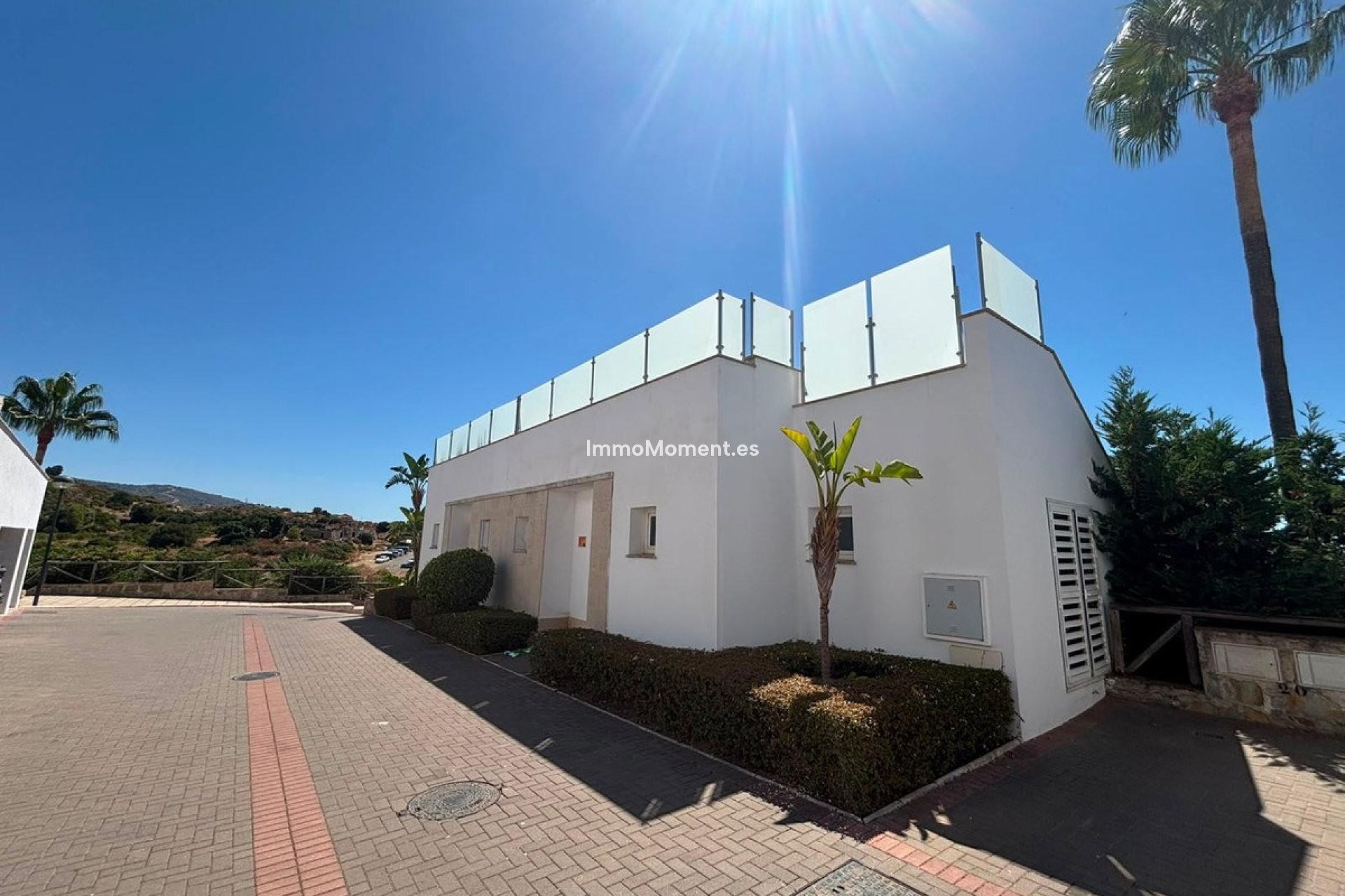 Resale - Townhouse - Marbella - Santa Clara