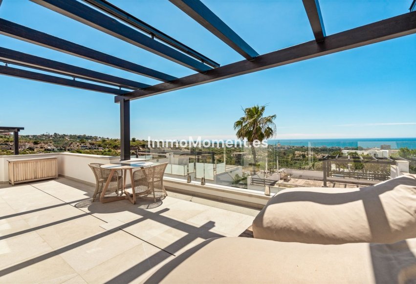 Resale - Townhouse - Marbella - Santa Clara
