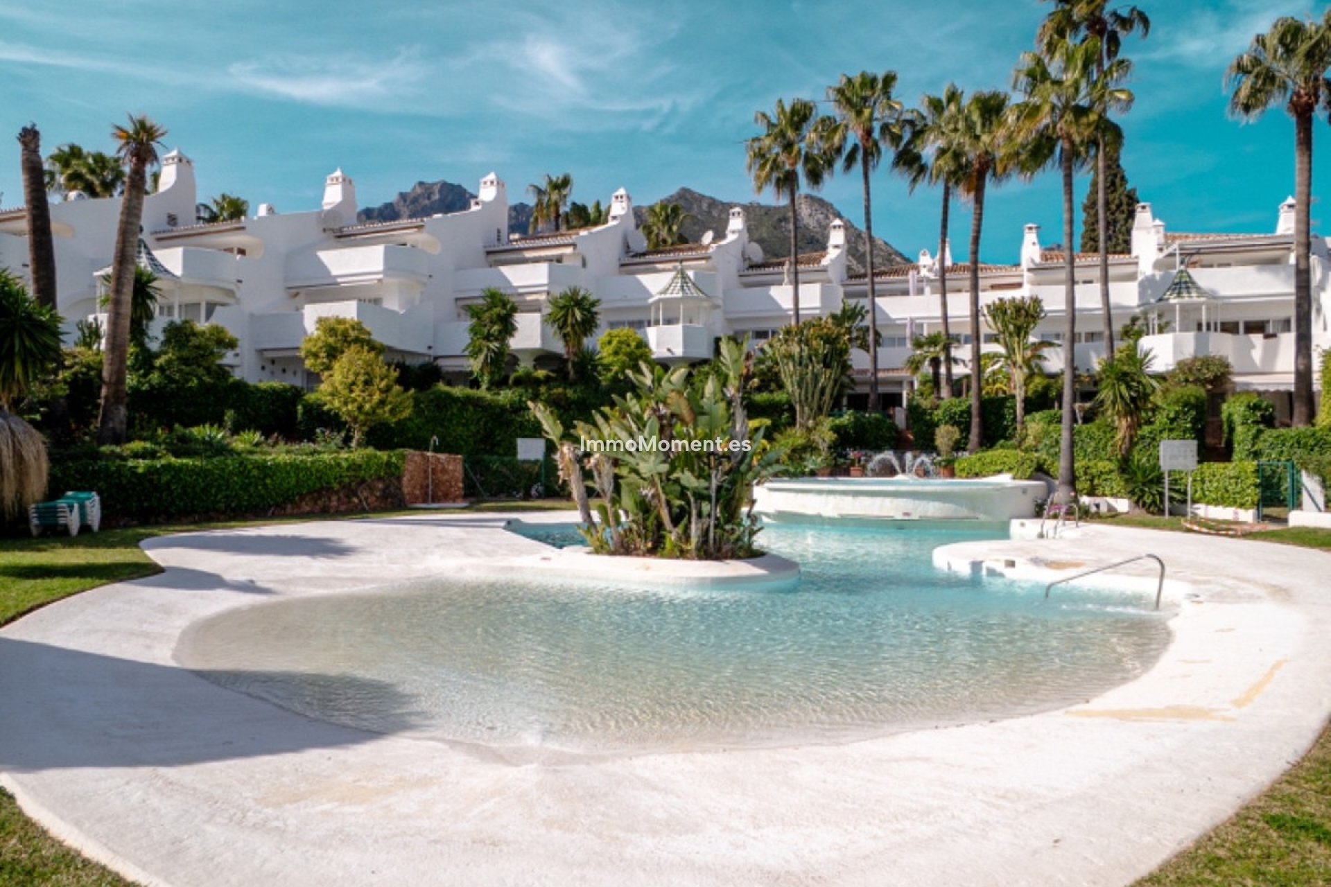 Resale - Townhouse - Marbella - Sierra Blanca