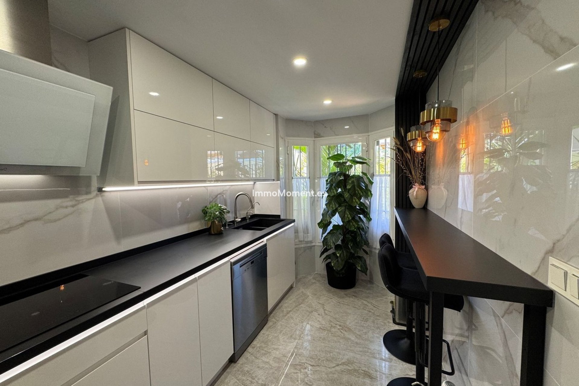 Resale - Townhouse - Mijas Costa - Calahonda