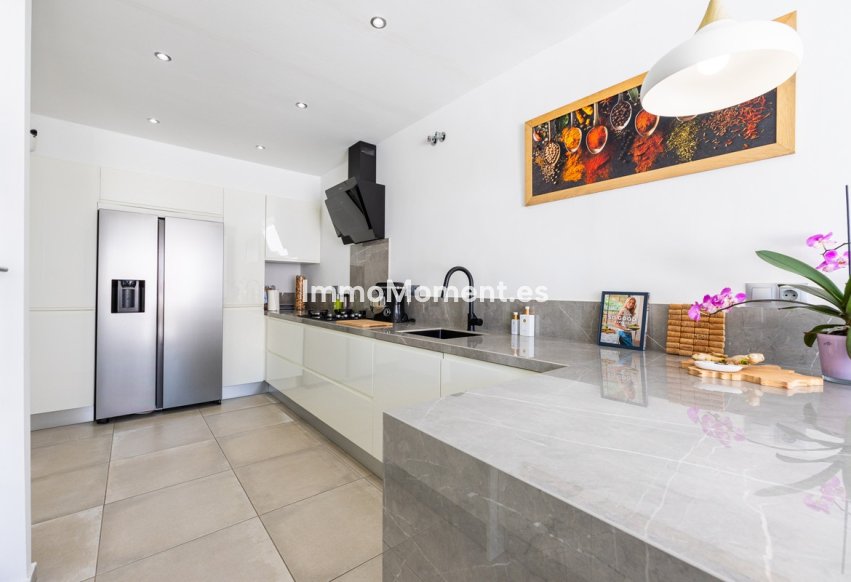 Resale - Townhouse - Mijas Costa - Calahonda