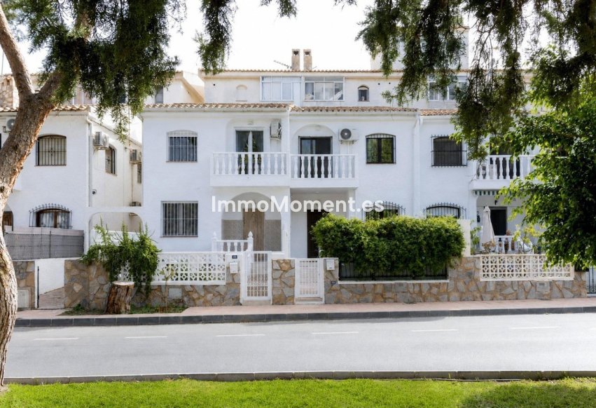 Resale - Townhouse - Orihuela Costa - Cabo roig - La Zenia