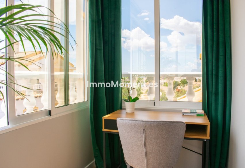 Resale - Townhouse - Orihuela Costa - Punta Prima
