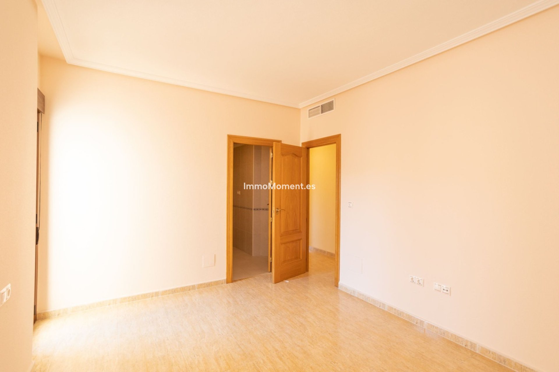 Resale - Townhouse - San Miguel de Salinas - San Miguel de Salinas Centro