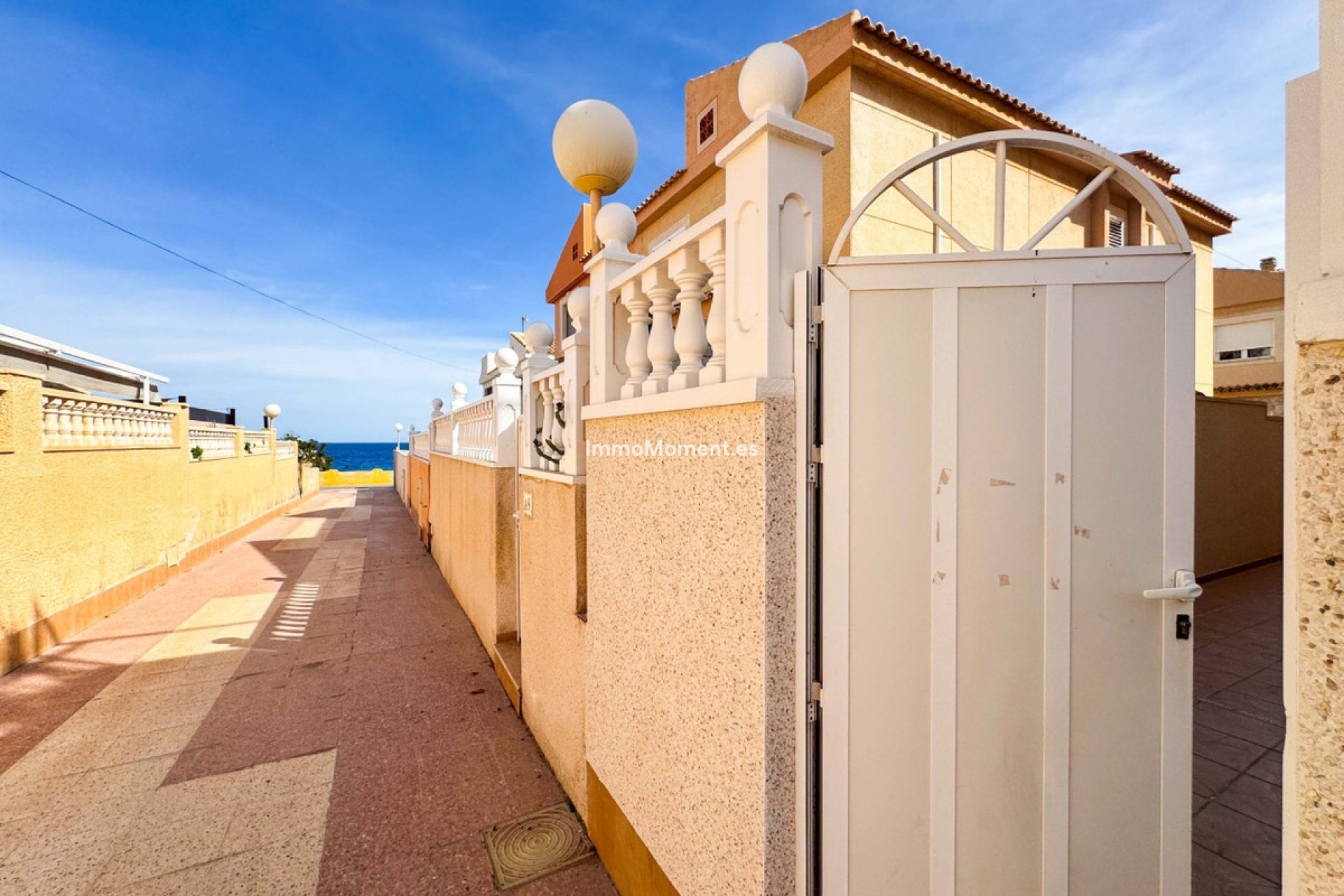Resale - Townhouse - Torrevieja - Playa De La Mata