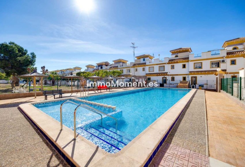 Resale - Townhouse - Torrevieja - Torrevieja Centro