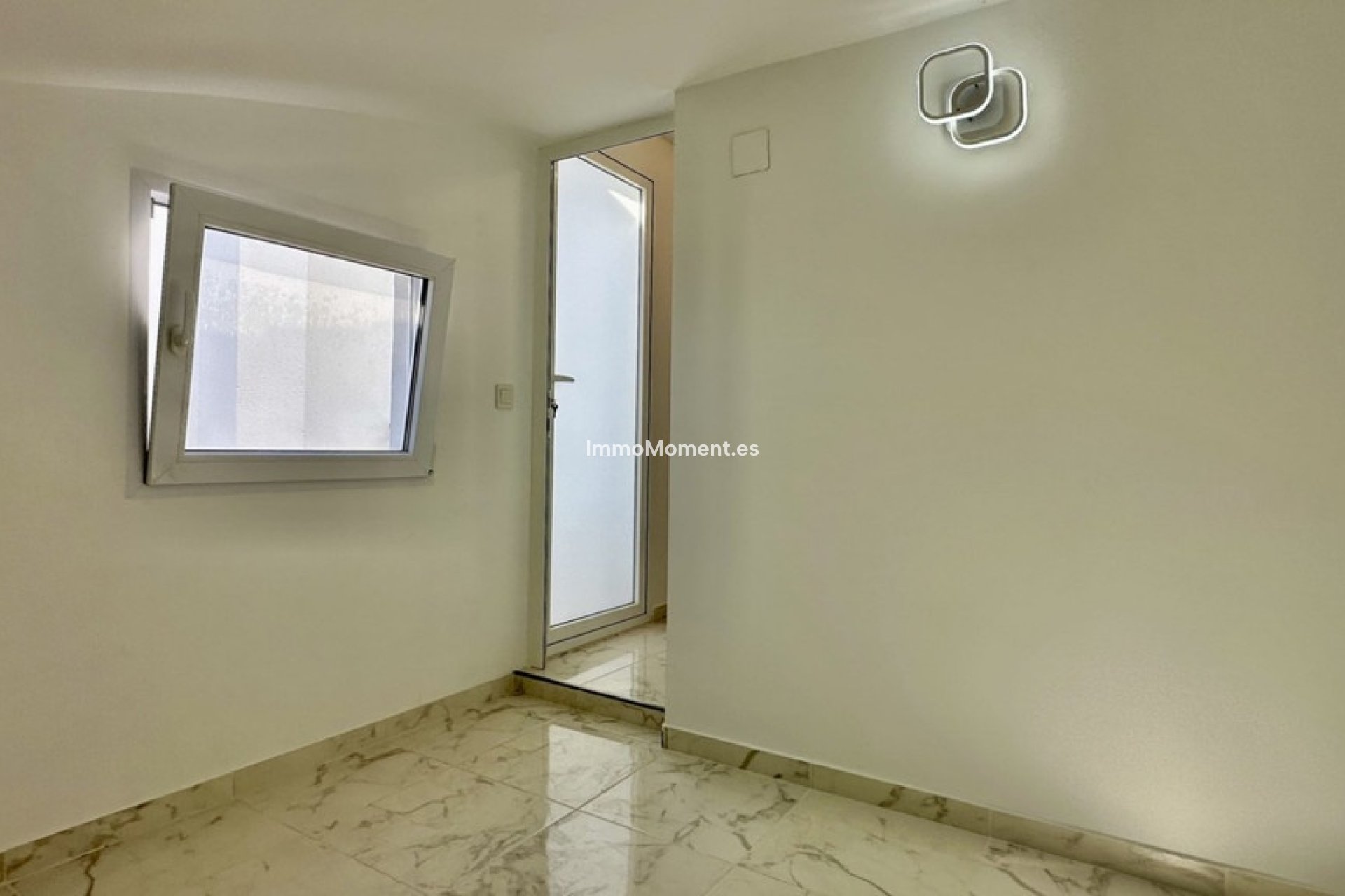 Resale - Townhouse - Torrevieja - Torrevieja Centro