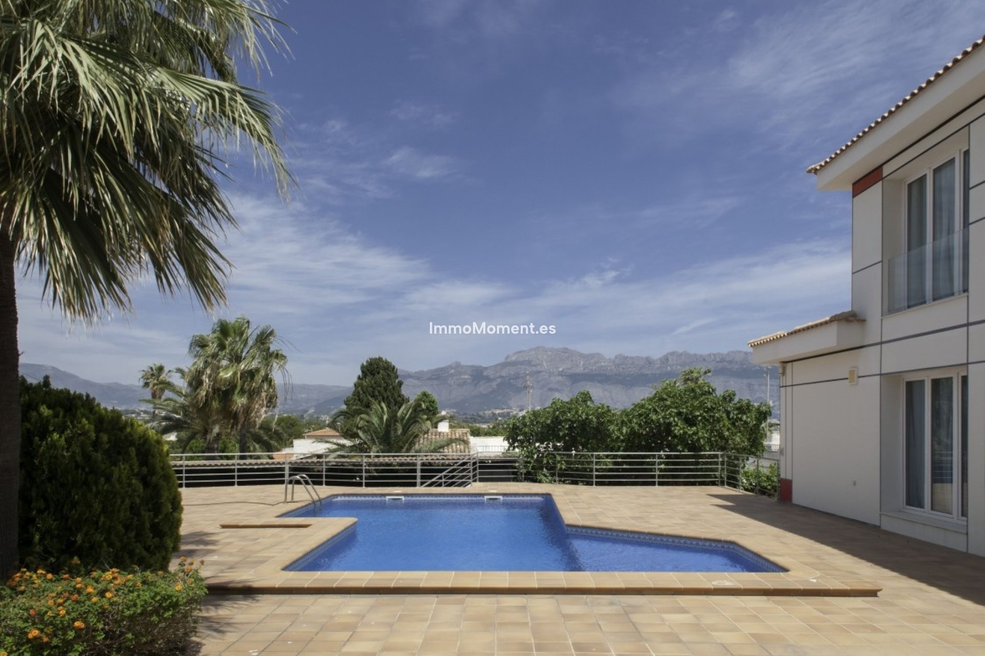 Resale - Villa - Alfaz del Pi - Albir