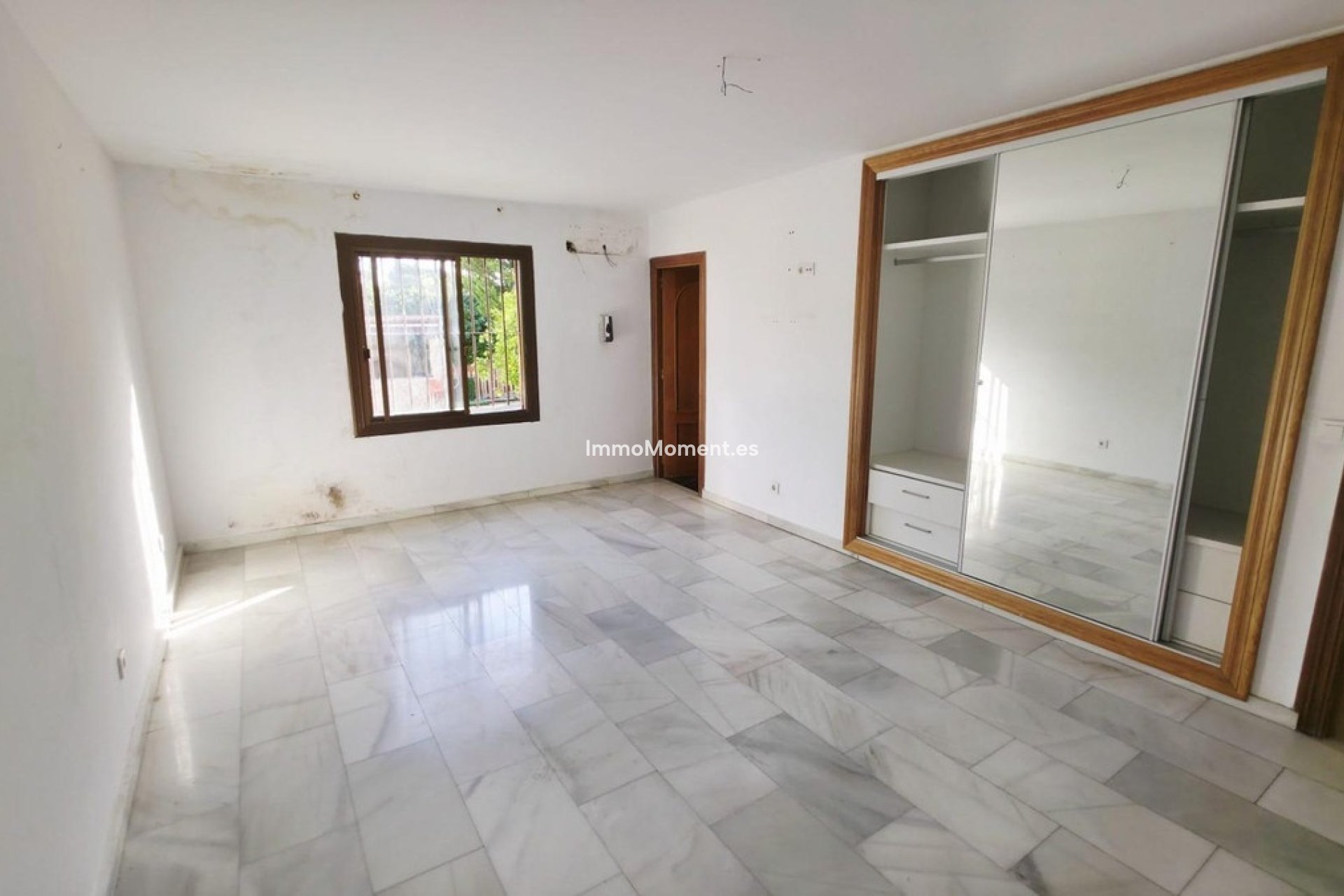 Resale - Villa - Alicante - Alicante Centro