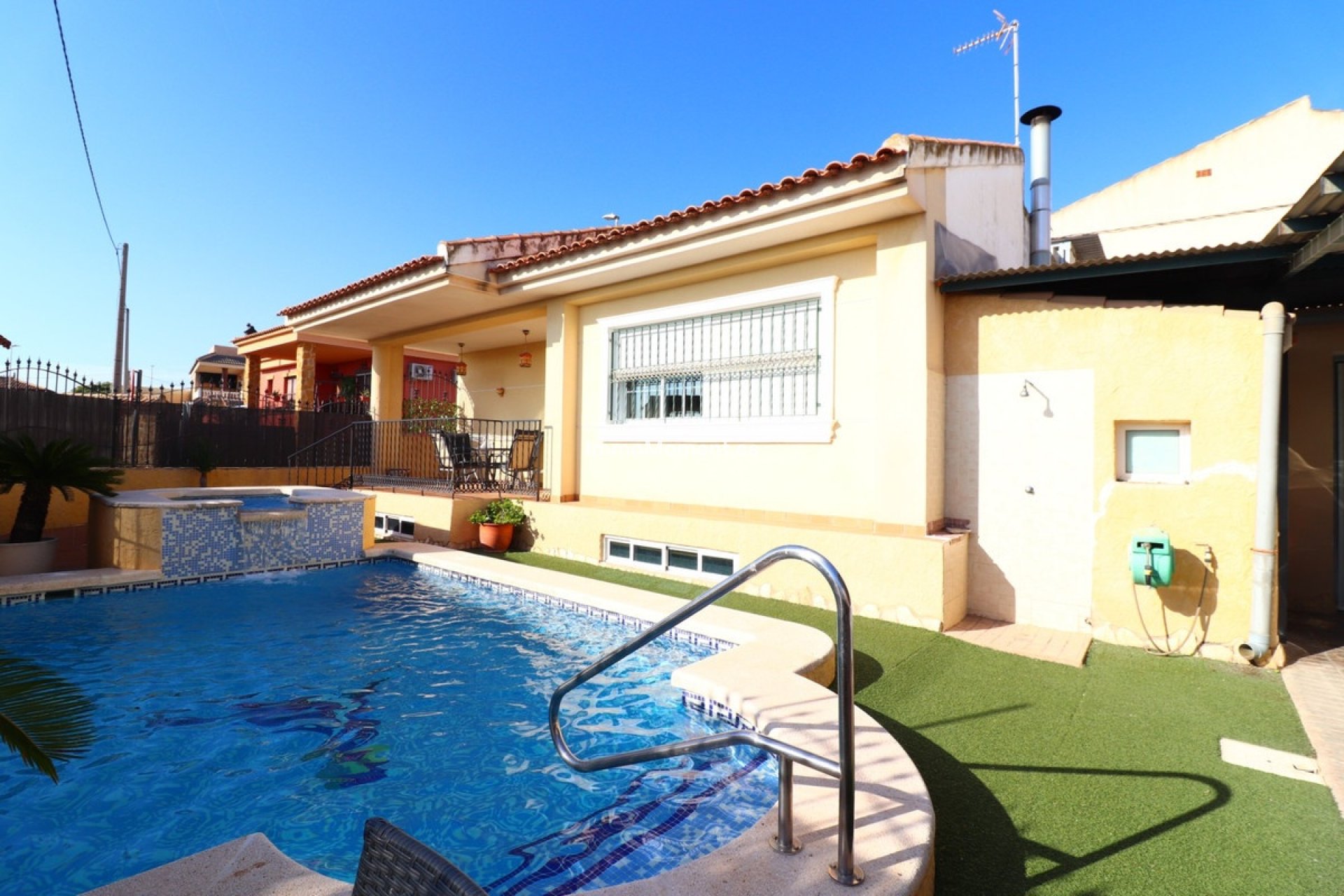 Resale - Villa - Almoradí - El Saladar