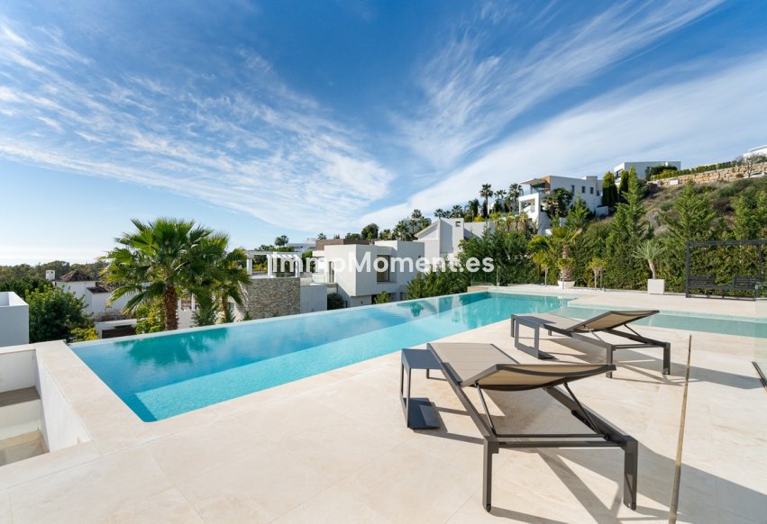 Resale - Villa - Benahavís - Benahavís Centro