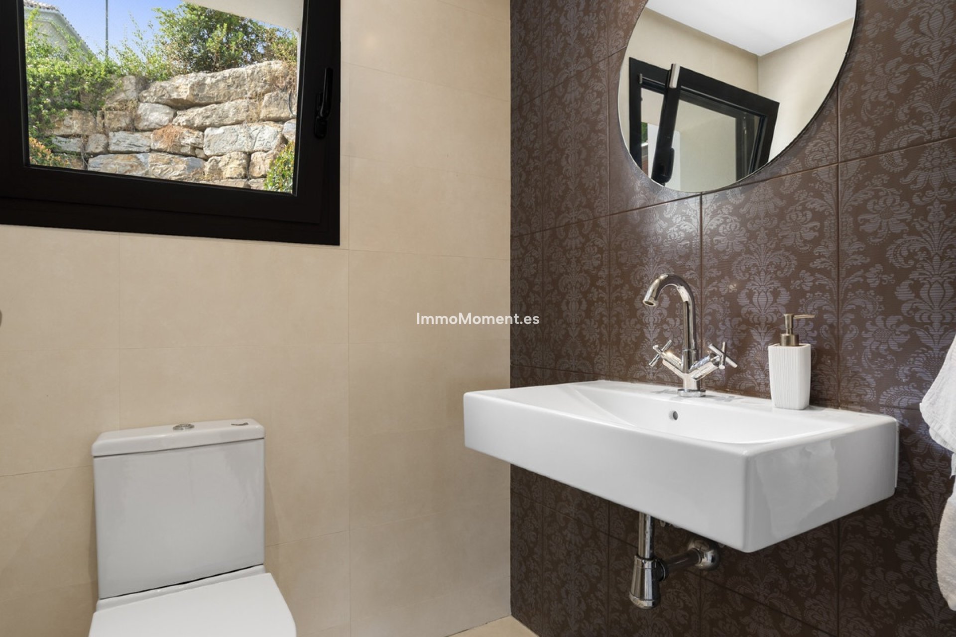 Resale - Villa - Benahavís - Benahavís Centro