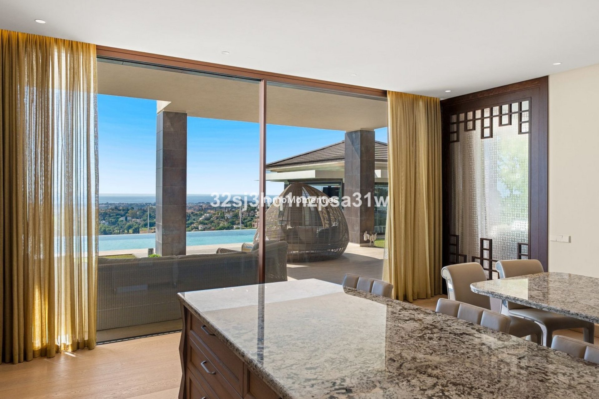 Resale - Villa - Benahavís - Benahavís Centro