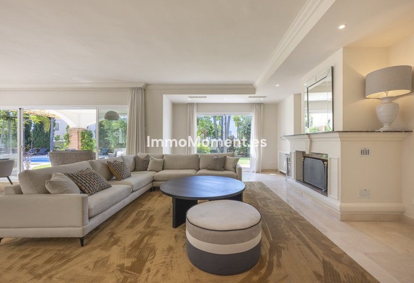 Resale - Villa - Benahavís - Benahavís Centro