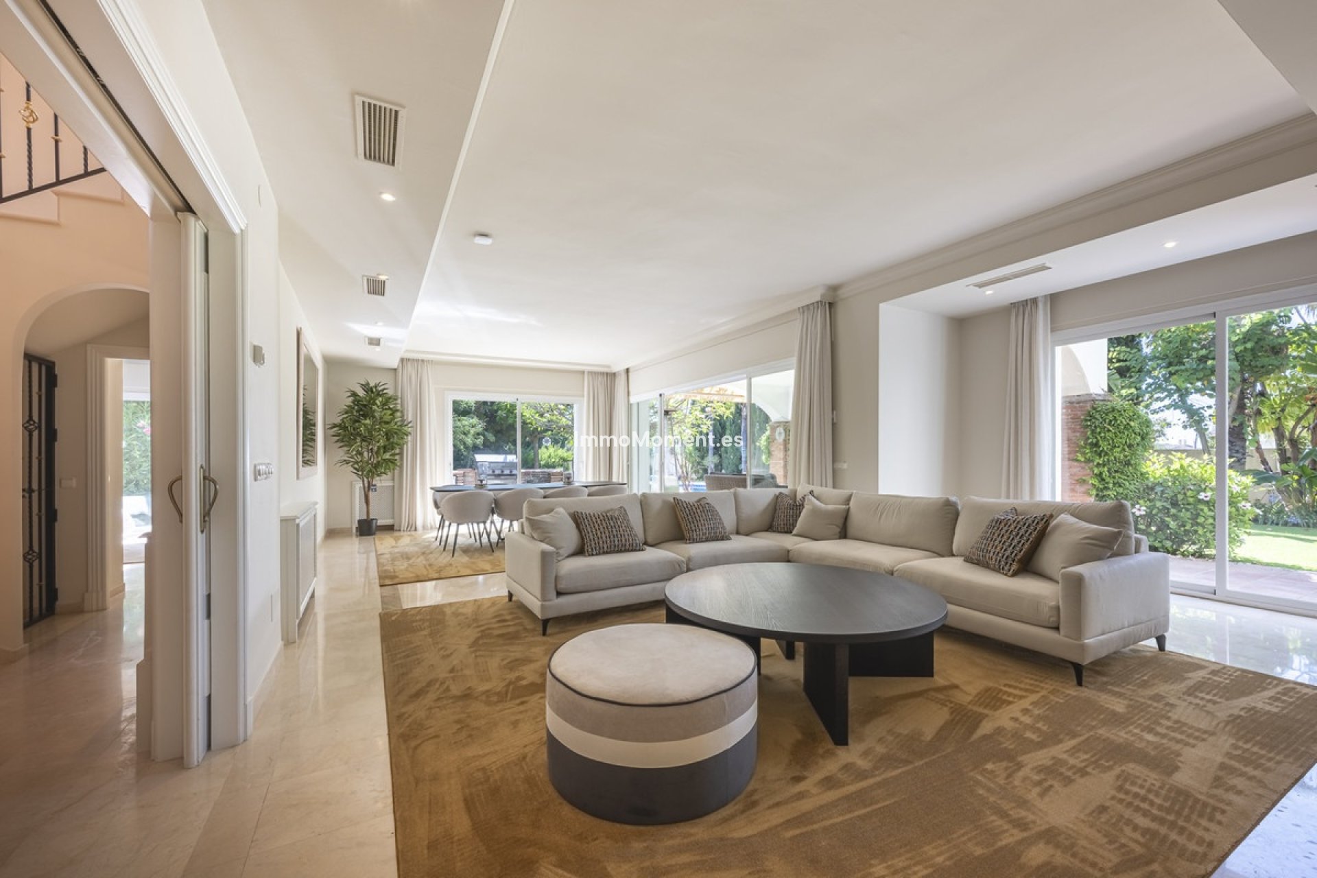 Resale - Villa - Benahavís - Benahavís Centro